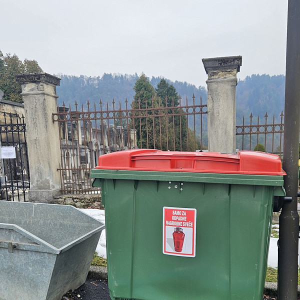 Zabojnik za odpadne sveče, 1100L