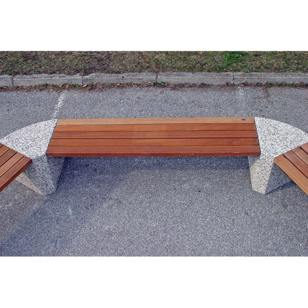 Betonska klop ATRIJ