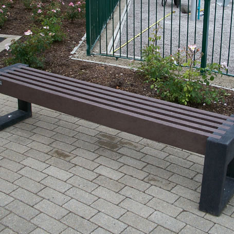 Klop CANVAS 180 v sivi barvi
